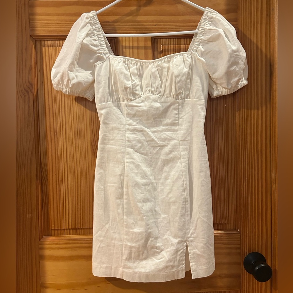 Astr White Puff Sleeve Mini Dress
